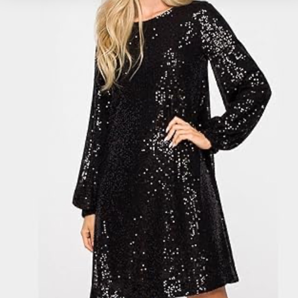 Maia Black Sparkly Sequins
Long Sleeve size 16